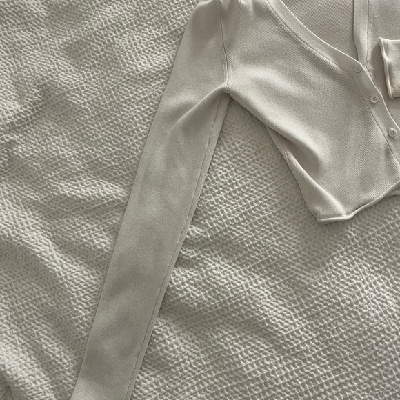 Cropped button down - Picture 2 of 4